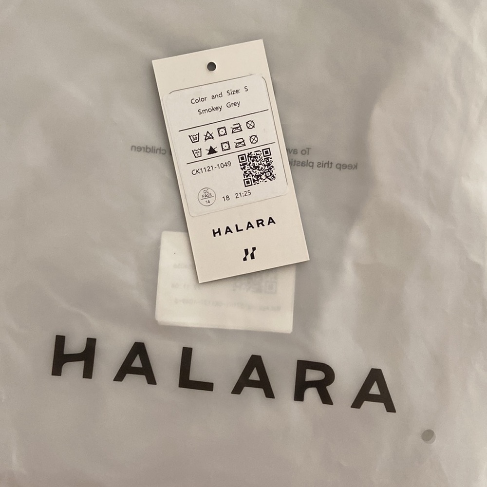 Halara In My Feels Cloudful Crossover Color Block… - image 8